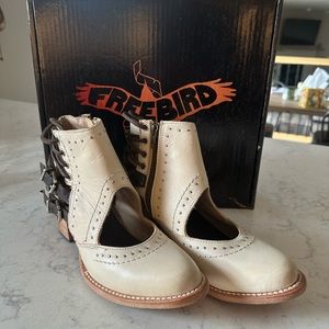 Freebird Desert bootie